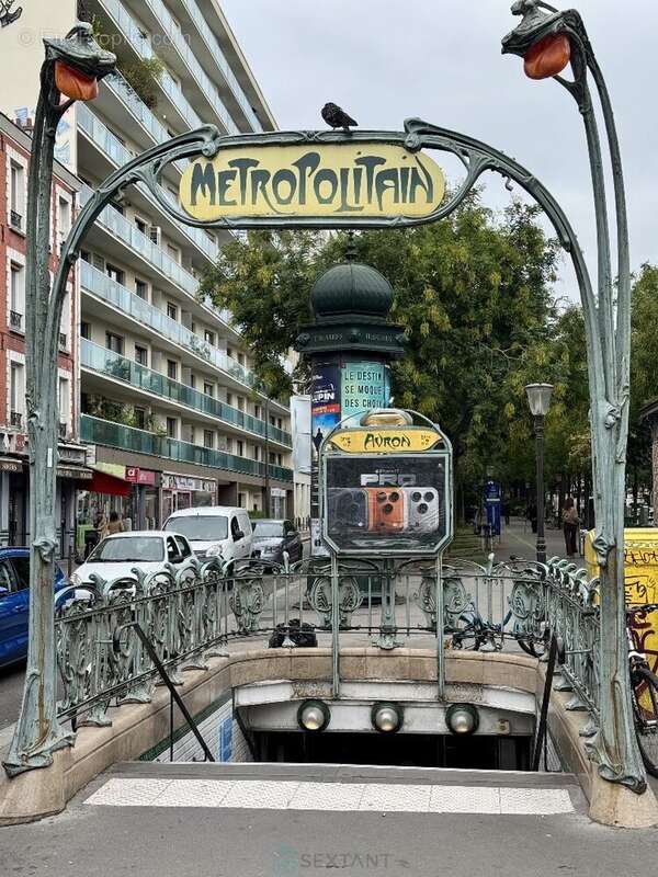 Appartement à PARIS-20E