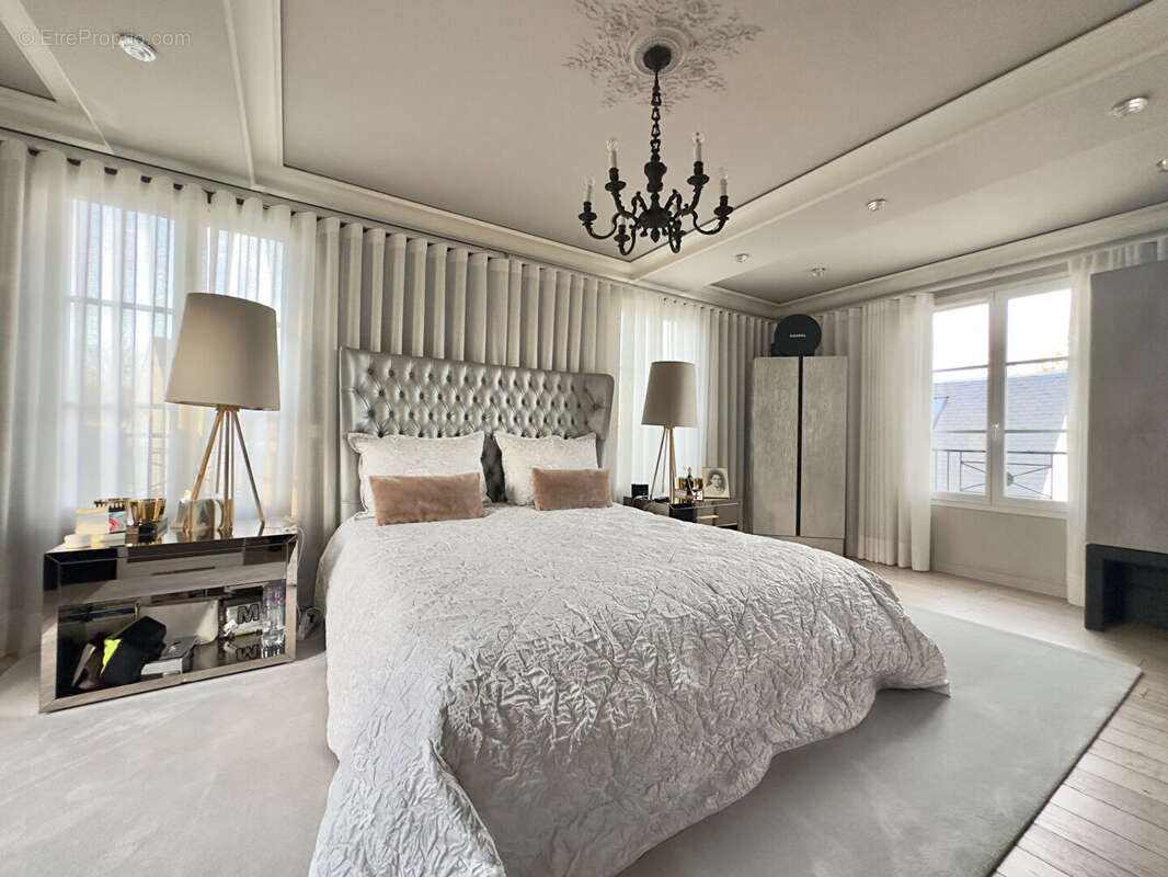 Maison à MAGNY-LE-HONGRE