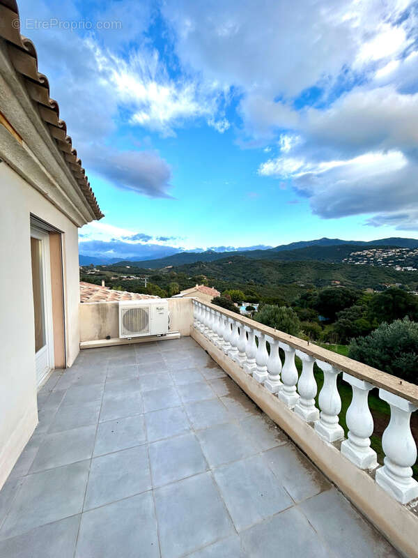 Maison à GROSSETO-PRUGNA