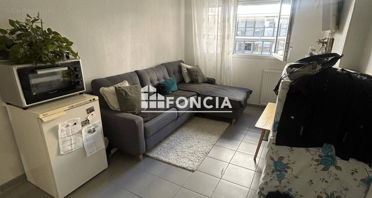 Appartement à MARSEILLE-2E