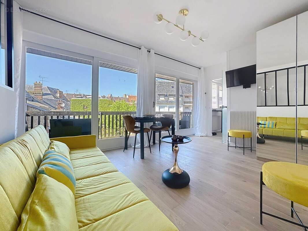 Appartement à DEAUVILLE