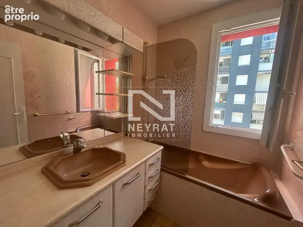 Appartement 4 pièces 84 m² à vendre à Digoin (71160) - photo 7