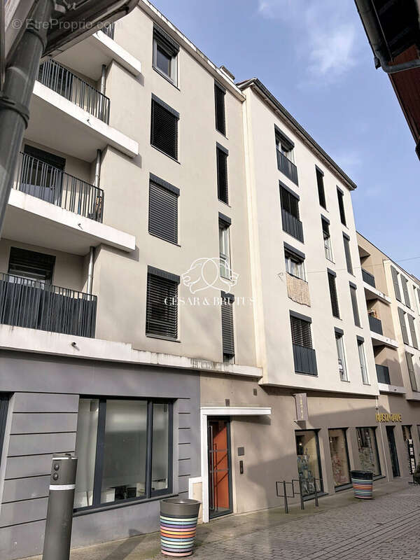 Appartement à NEUVILLE-SUR-SAONE