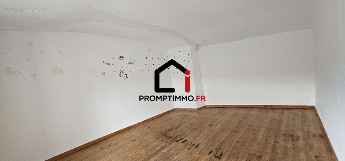 Maison à VILLENEUVE-DE-BERG