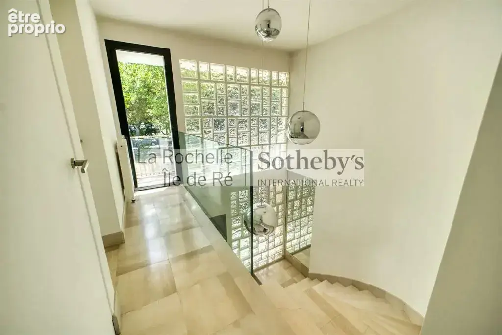 La Rochelle – Élégante maison avec vue mer et toit-terrasse - photo 6