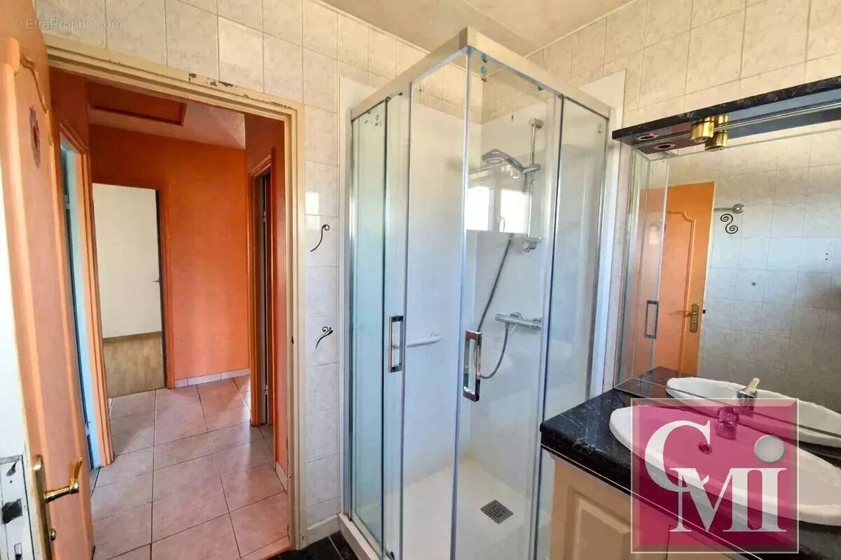 Exclusivité ! DPE en C - Rare : Pavillon de plain-pied sur e - photo 9