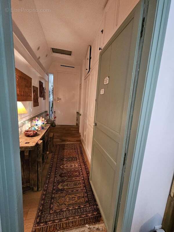 Maison de caractère, grand garage, terrasses et piscine - photo 21