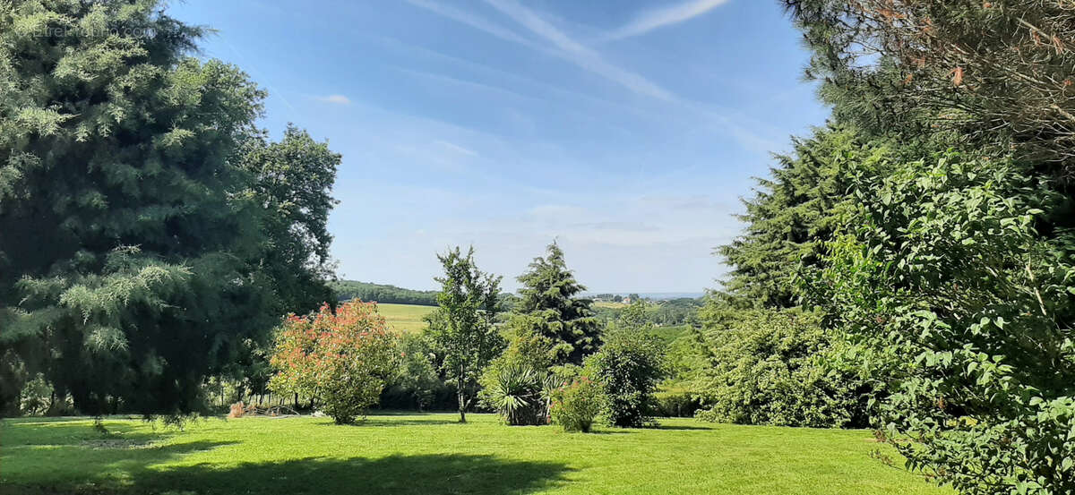 Maison à CASTELJALOUX