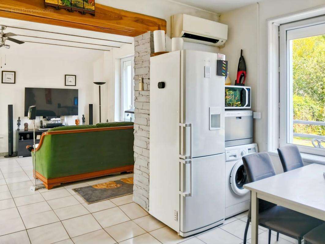 Maison à JOUARRE