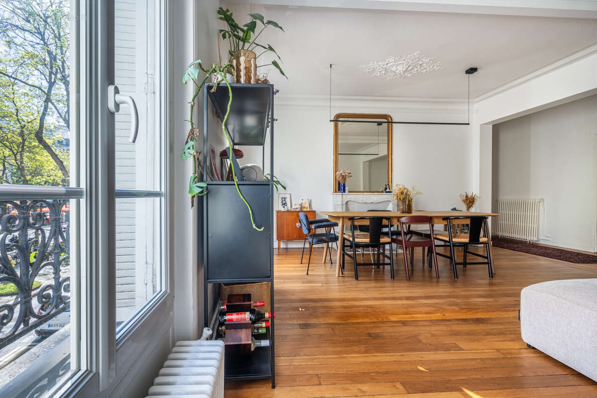 Appartement à PARIS-11E