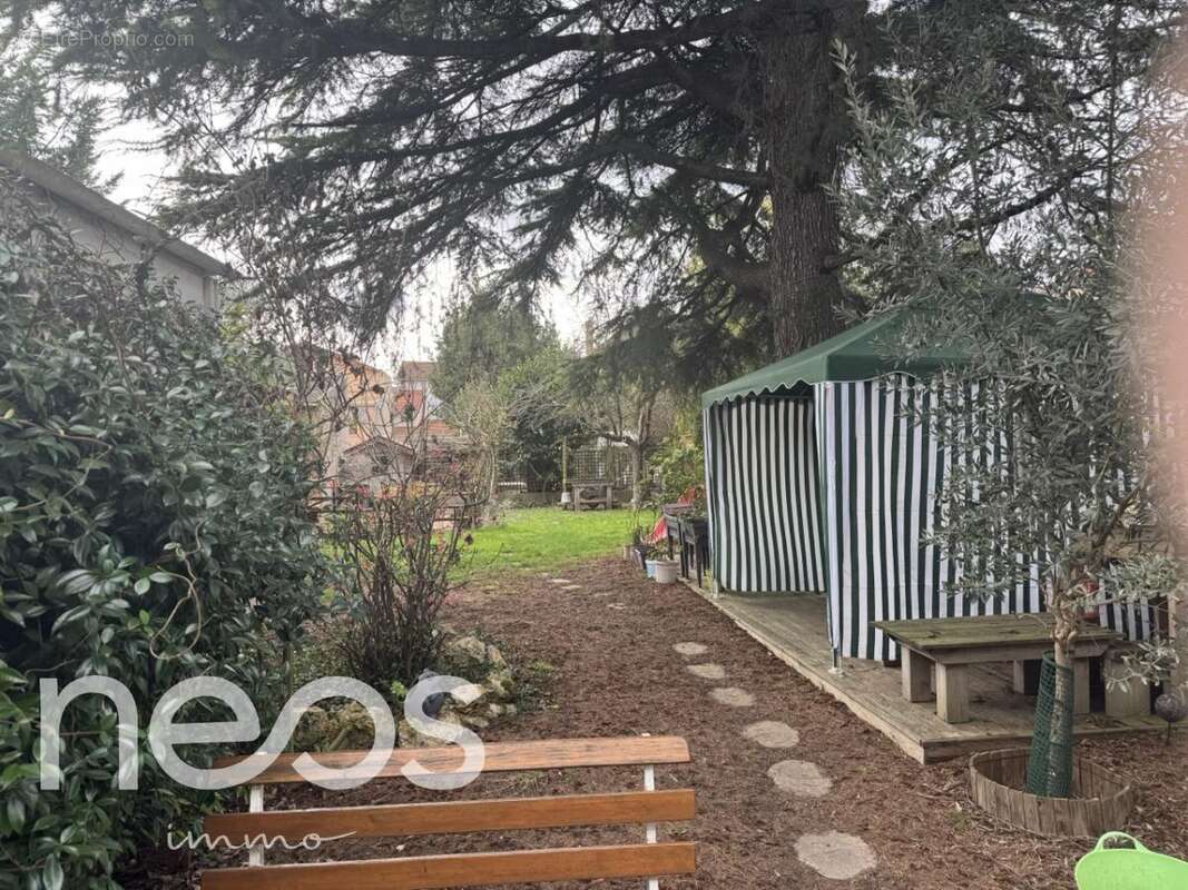 Maison à CHOISY-LE-ROI