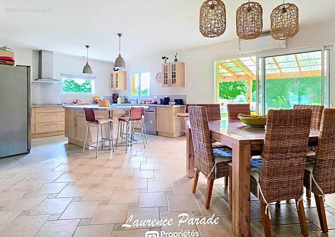 Propriété de charme avec gîte indépendant sur plus de 6 hectares clôturés - photo 5