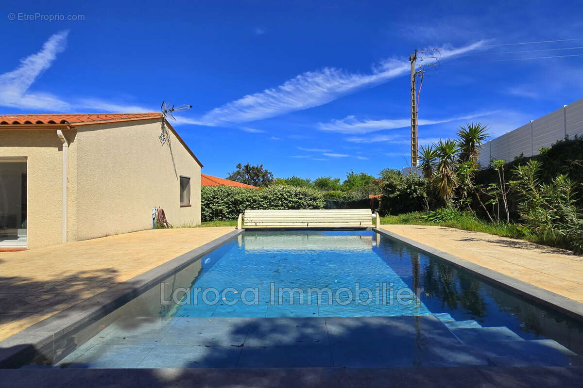 Maison à LAROQUE-DES-ALBERES