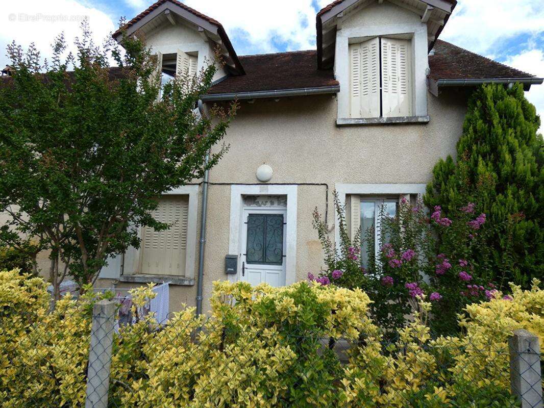 Maison à EXCIDEUIL