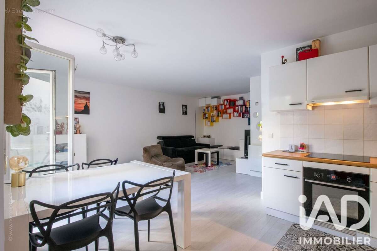 Photo 3 - Appartement à MONTROUGE