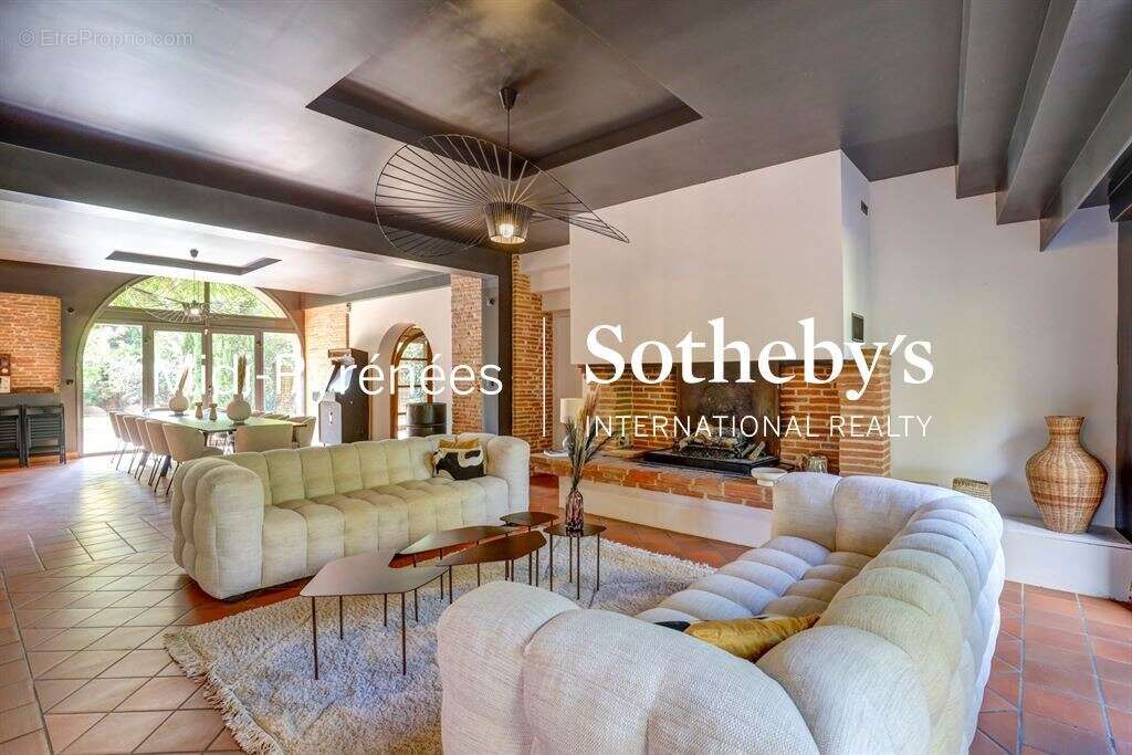 Maison à LAYRAC-SUR-TARN