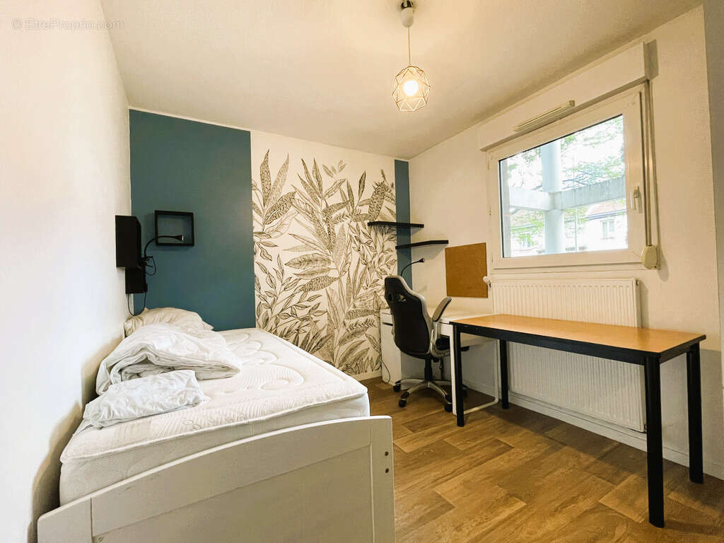 Appartement à SAINT-MARTIN-D'HERES