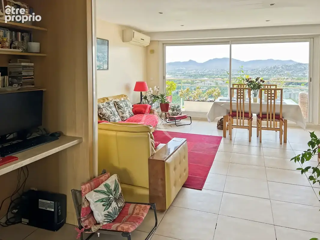 LE CANNET très beau 4 pièces de 83 m² avec terrasse, cave et aperçu mer - photo 12