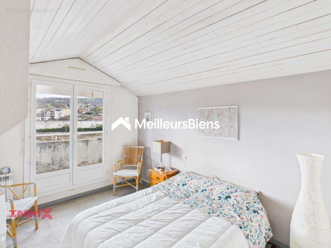 Appartement à LA ROCHE-SUR-FORON