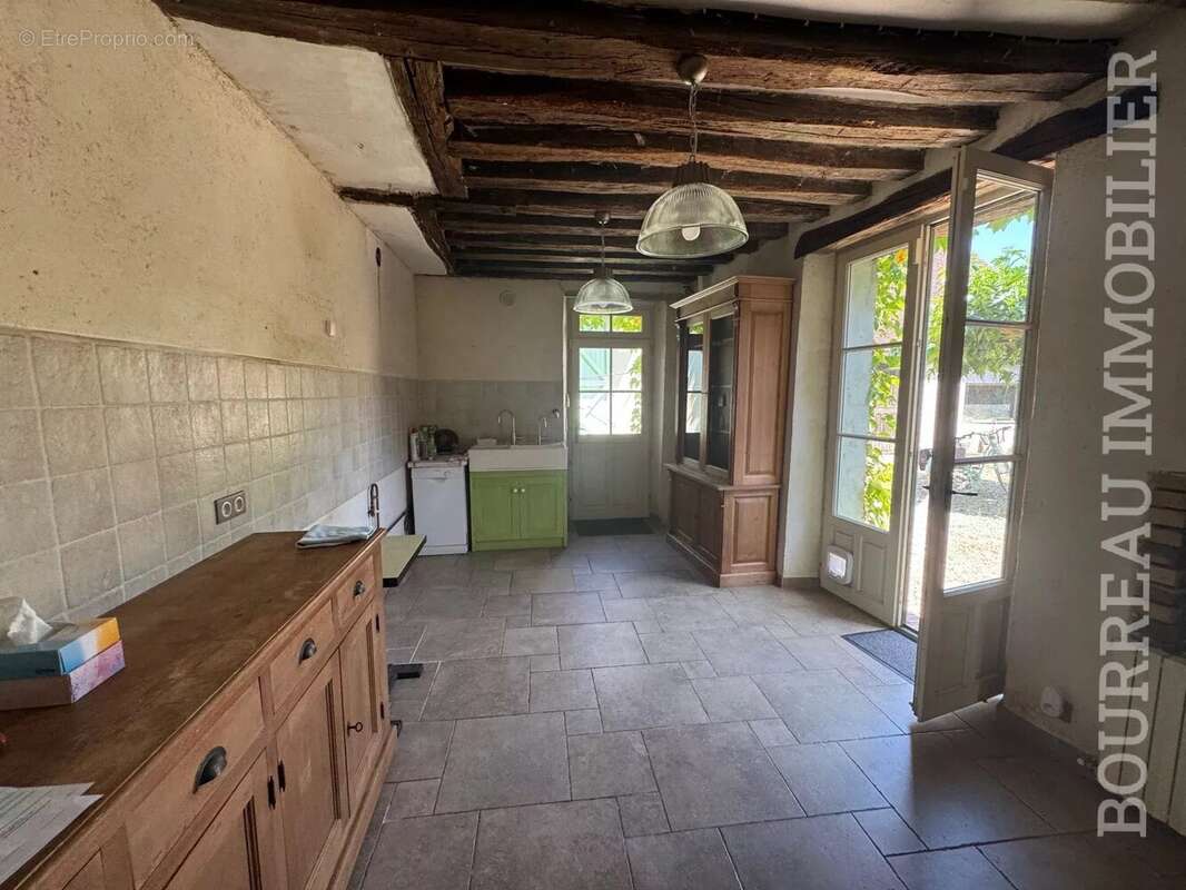 Appartement à ARMEAU