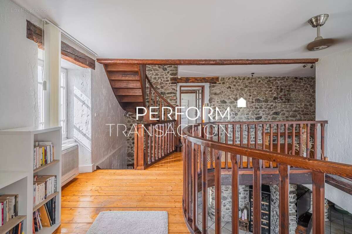 Maison à SAINT-MARTIN-D&#039;URIAGE