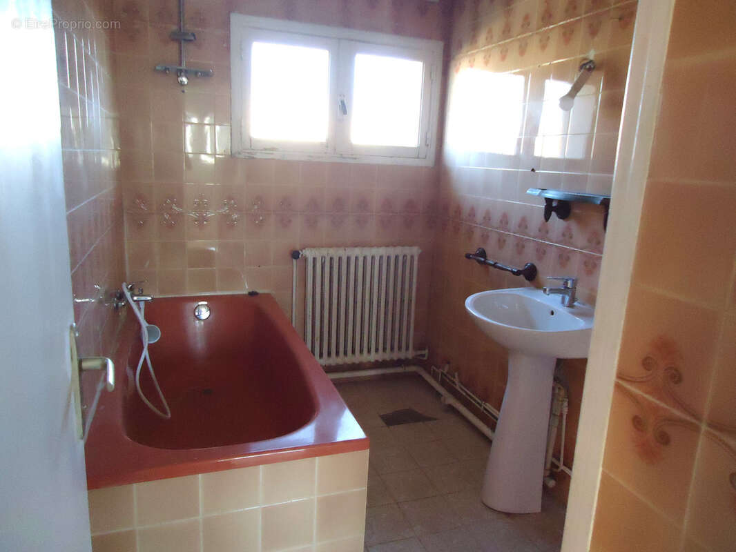 Maison à CASTELSARRASIN