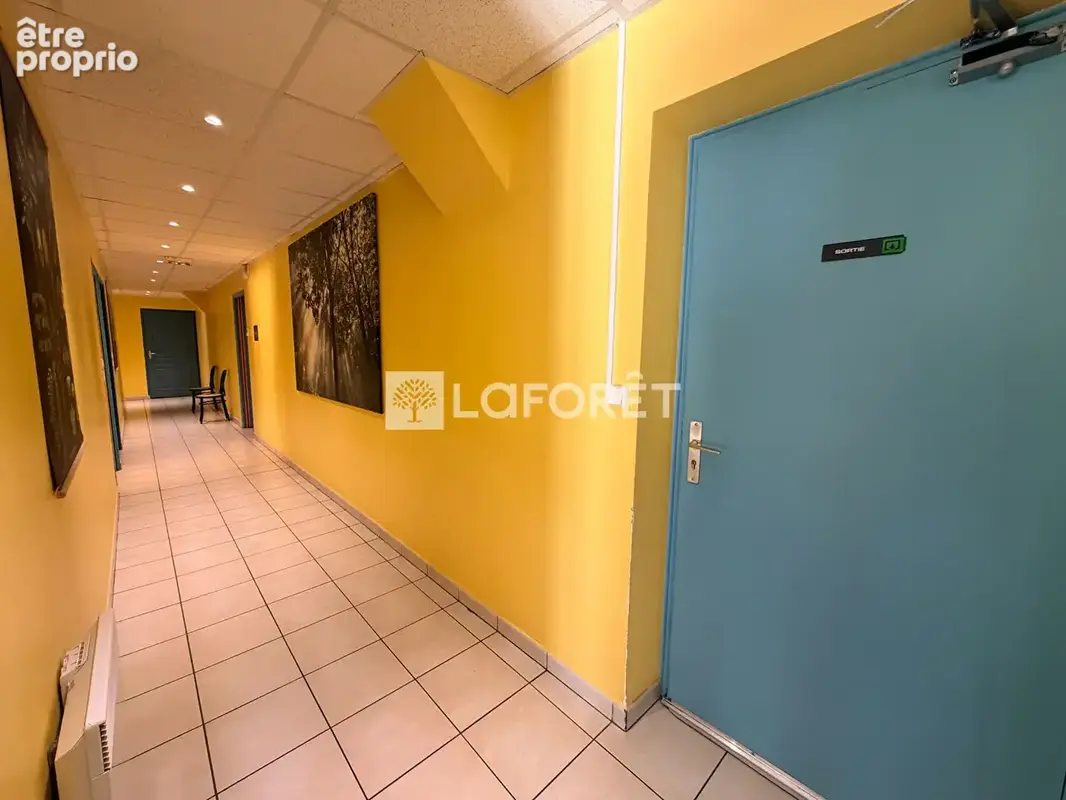 Grand appartement à aménager ou divisible en 2 appartements T3, 2 parkings - photo 8