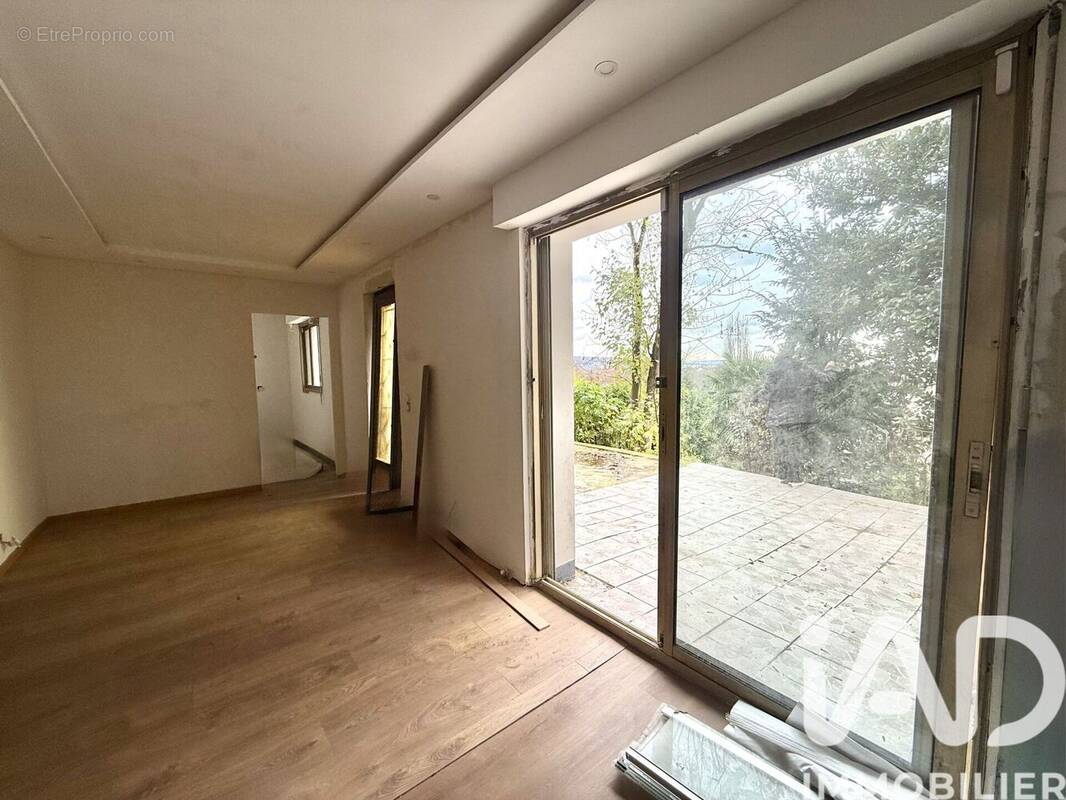 Photo 1 - Appartement à CHAMPIGNY-SUR-MARNE