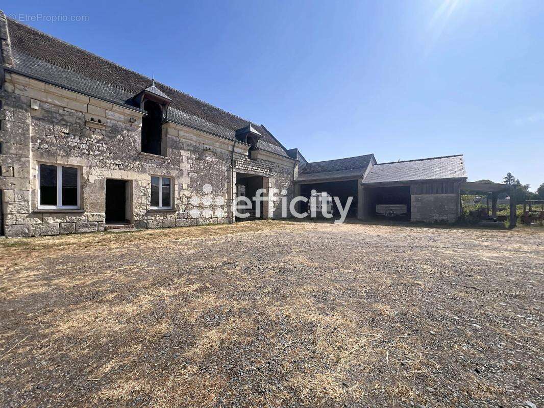 Maison 107 m² à Restigne  - photo 12