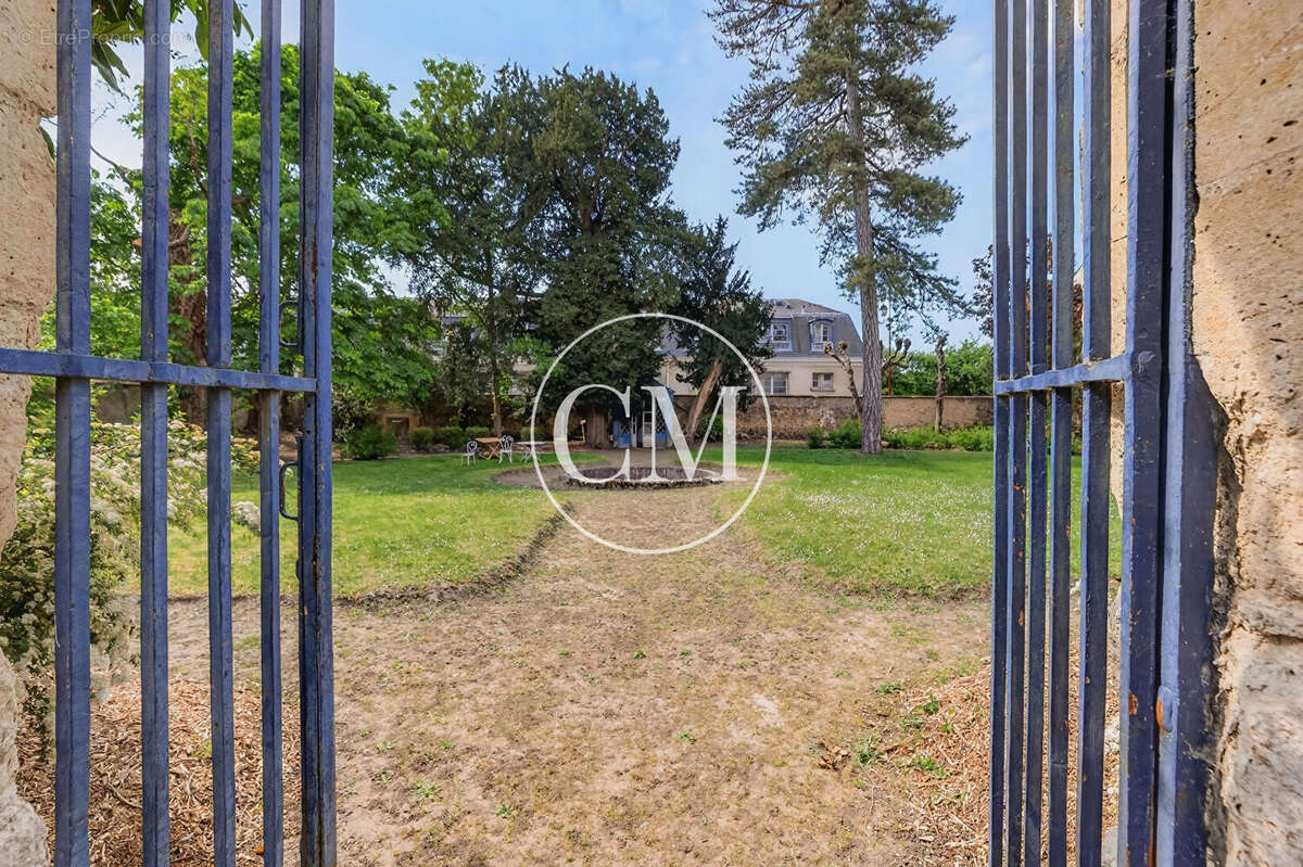 Appartement à VERSAILLES