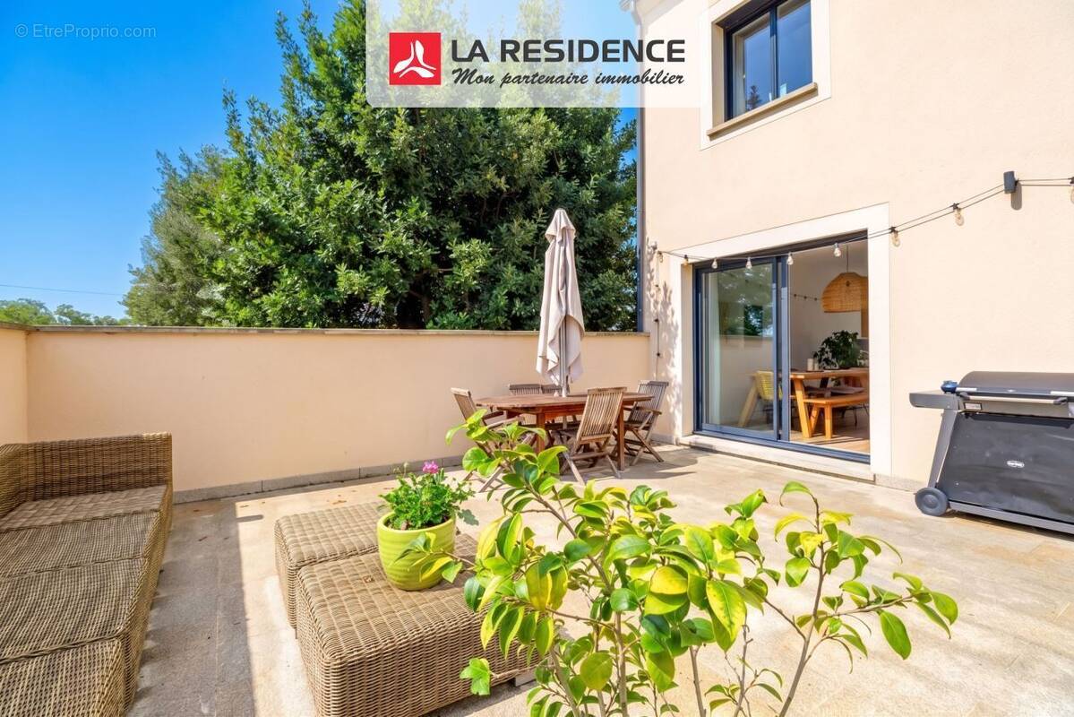 Maison à MAREIL-MARLY