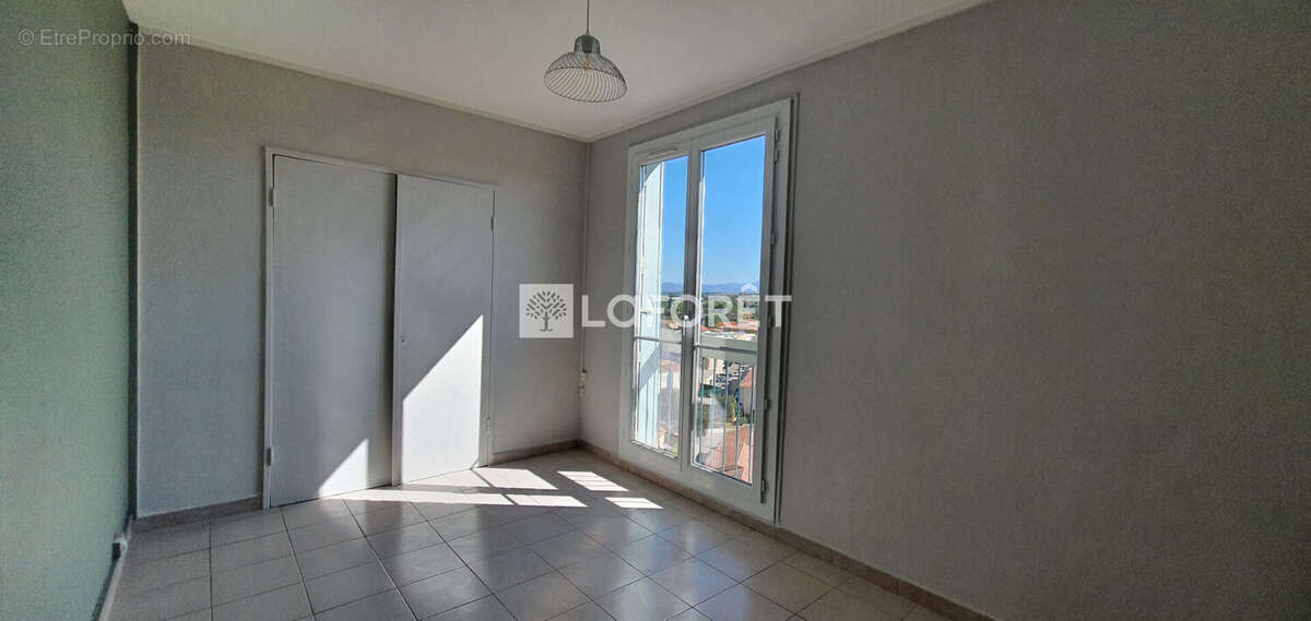 Appartement à SORGUES