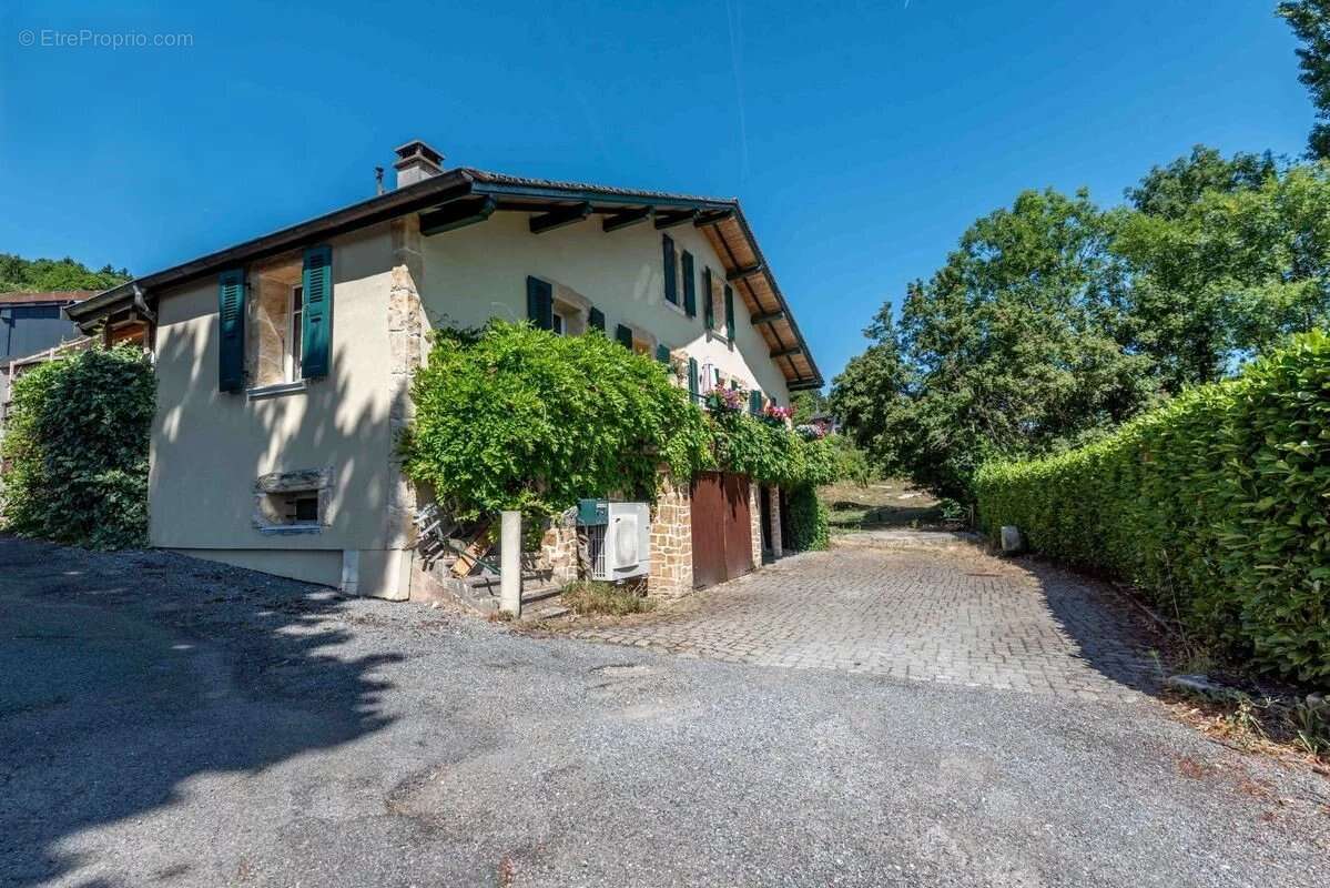 Maison à SCIEZ