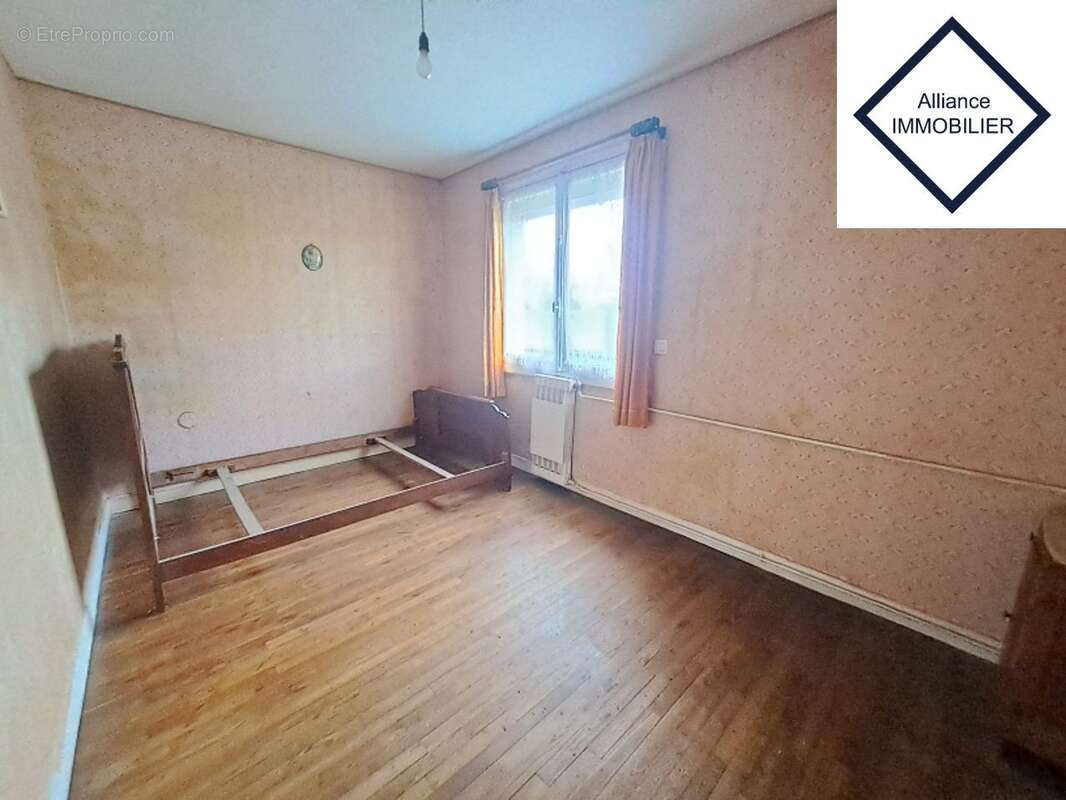 Maison à MONTAUBAN-DE-BRETAGNE