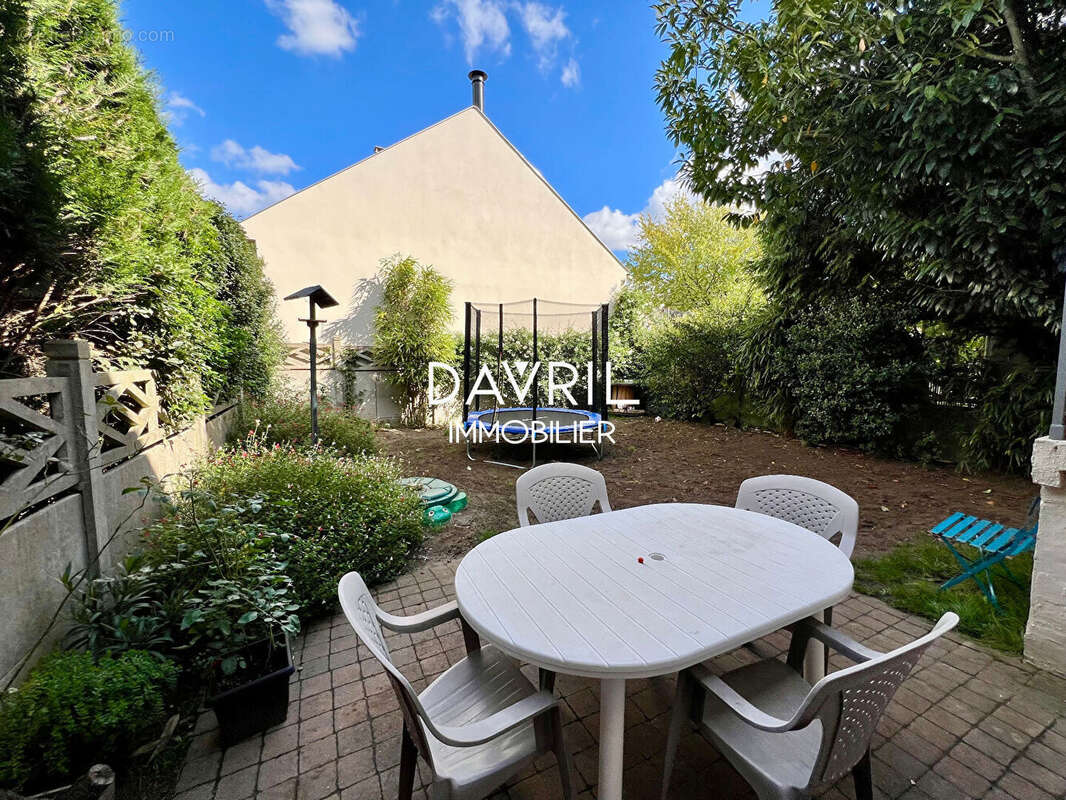 Maison à CONFLANS-SAINTE-HONORINE