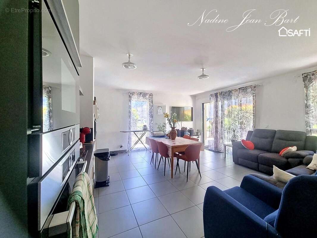 Photo 2 - Appartement à SAINT-PIERRE-EN-FAUCIGNY