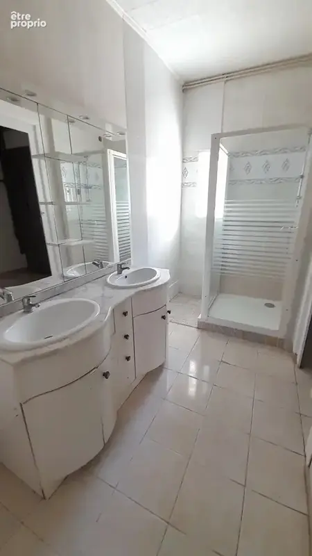Appartement 110 m² à Montmerle-Sur-Saone  - photo 12