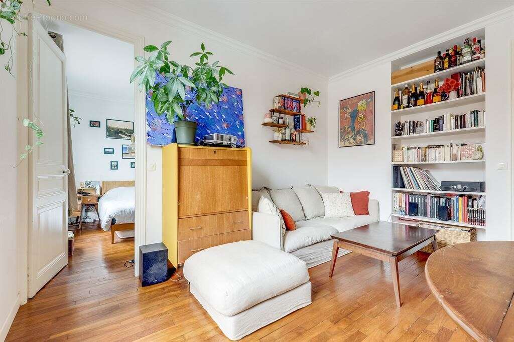 Appartement à PARIS-11E