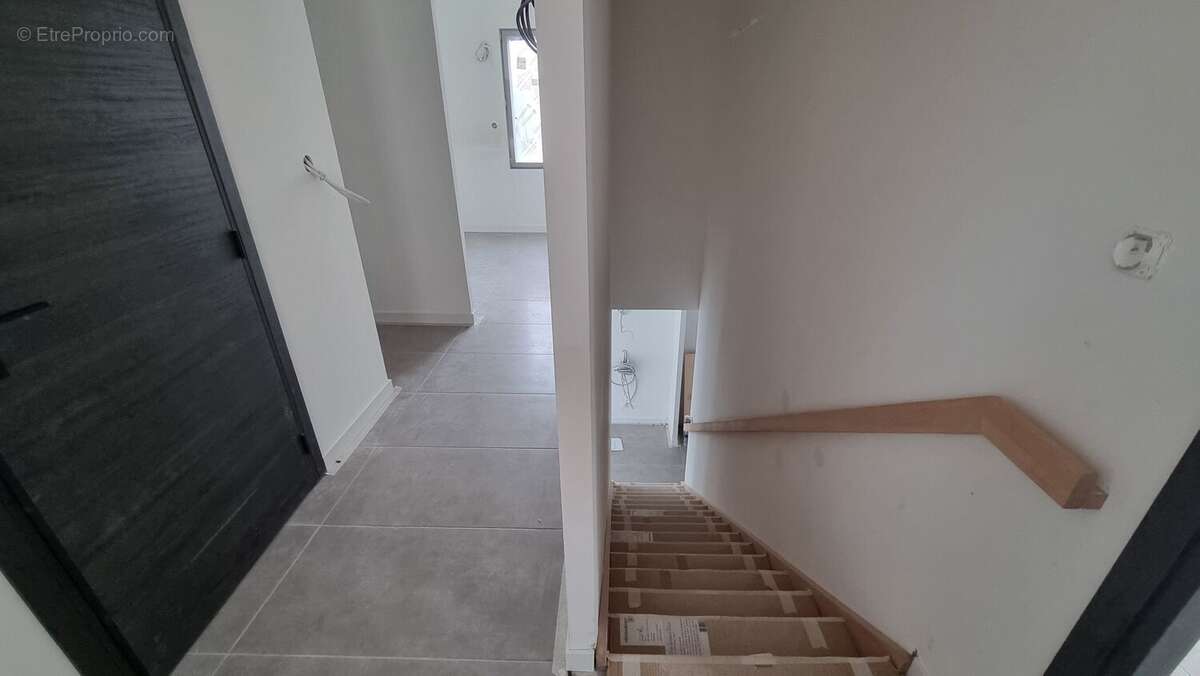 Photo 2 - Maison à ROANNE