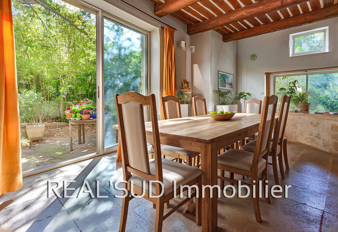 Maison à MARSEILLE-9E