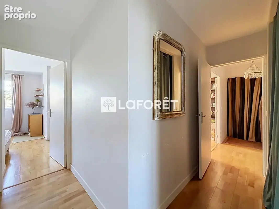 Chatou - À 12 min du RER A, dernier étage, 3 chambres et balcon - photo 10