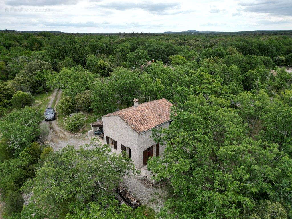 Maison à FERRIERES-LES-VERRERIES