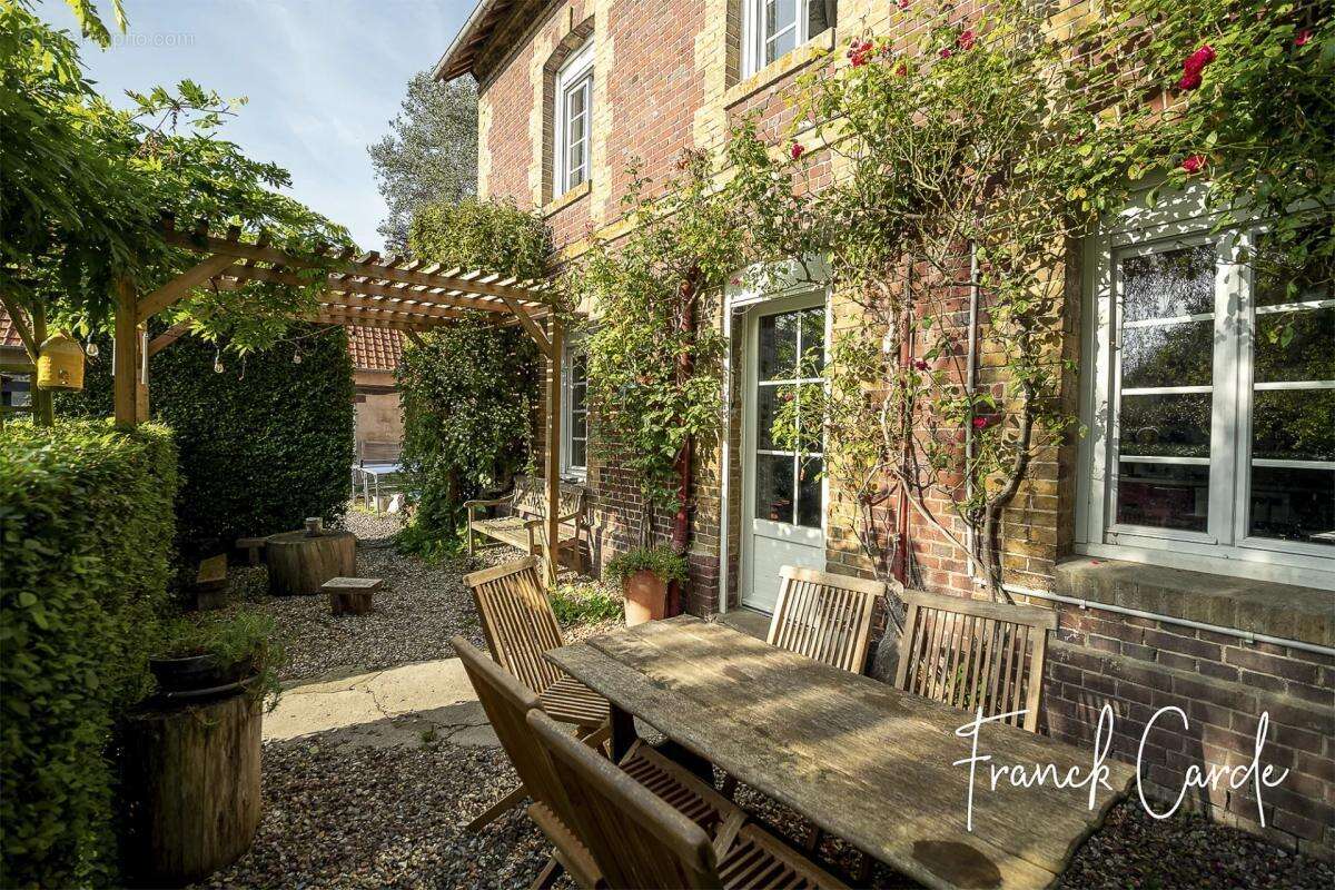 Maison à HAUTOT-SUR-MER