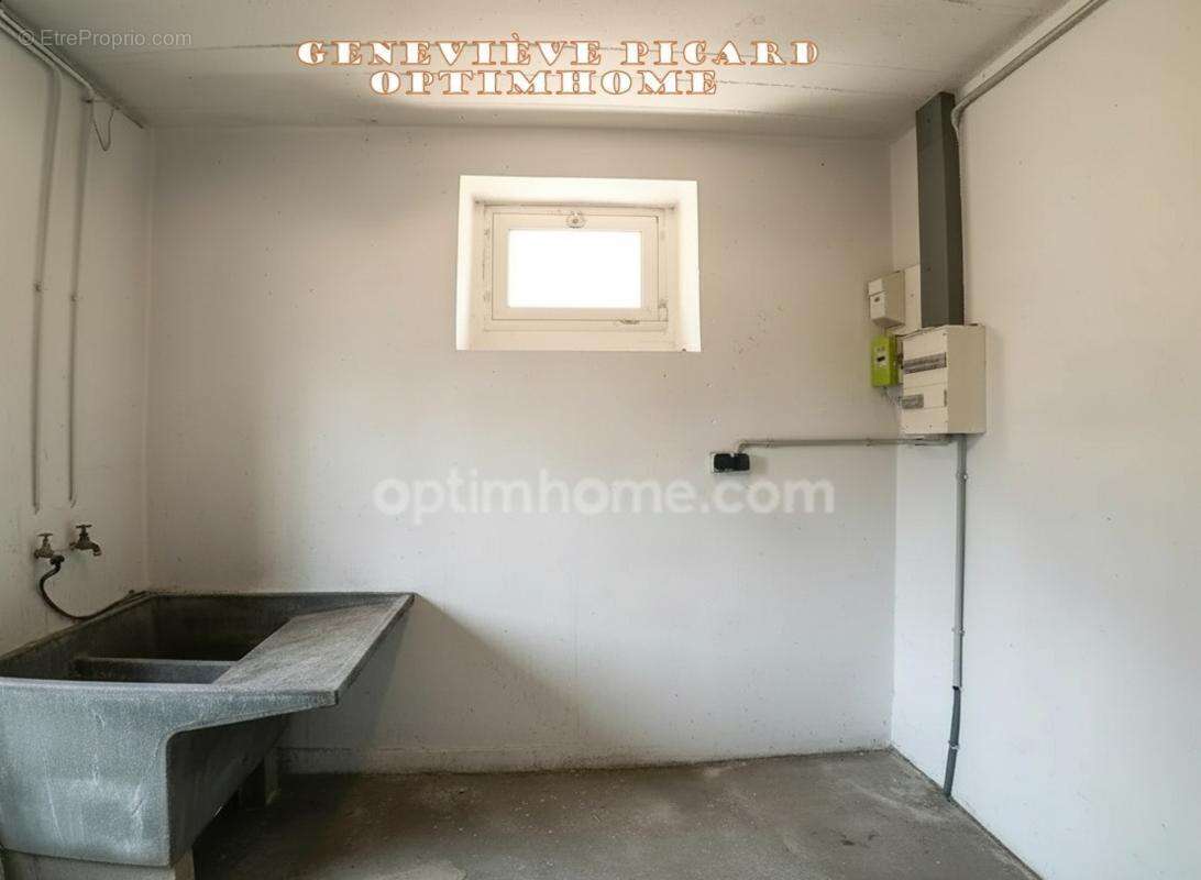 Centre-ville de Pontivy – Maison de 4 pièces sur 1 500 m² en zone UB : un potentiel rare qui fait la différence ! - photo 21