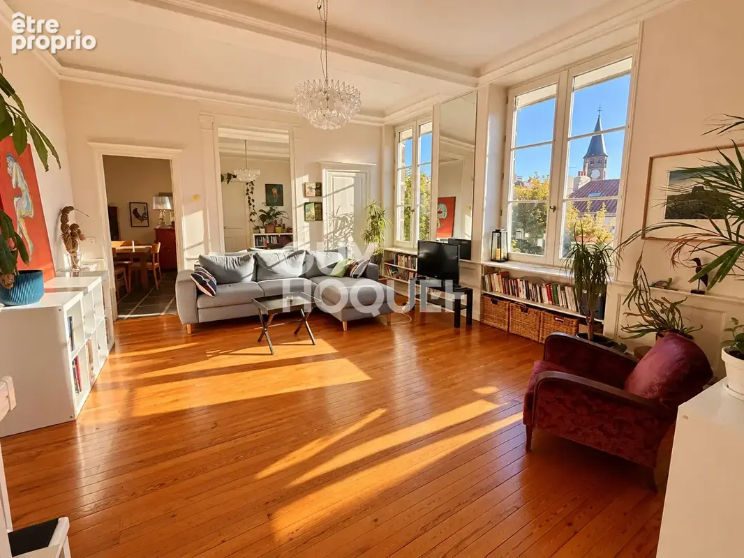 RIOM centre - Bel Appartement 187 m2, 4 chambres - photo 2
