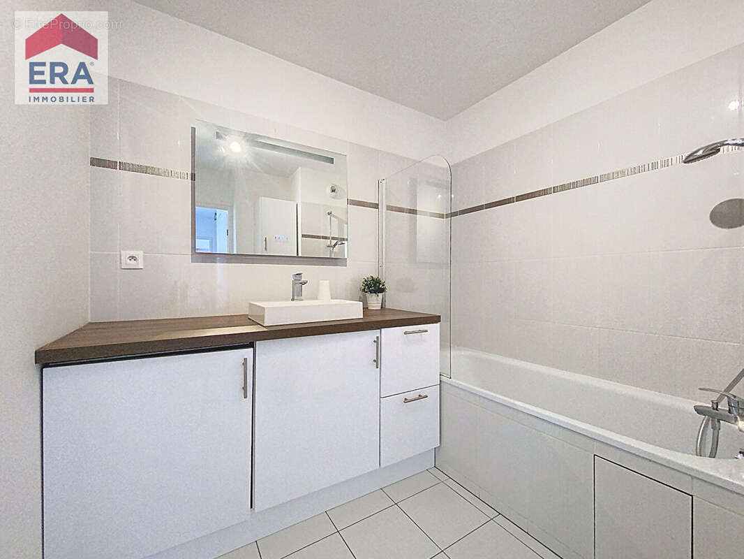 Appartement à IVRY-SUR-SEINE
