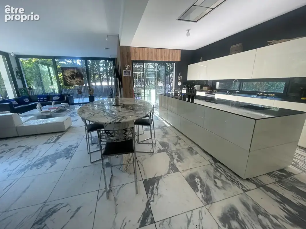 Limite ballan en exclusivite - photo 4