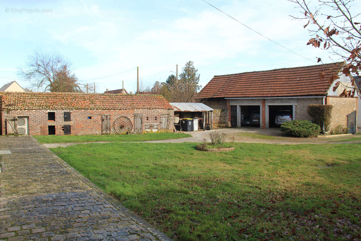 Maison à SANDARVILLE