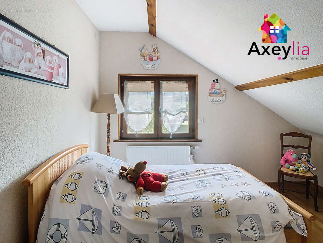 A vendre- saint-haon-le-vieux- maison familiale sur terrain de 3440 m2 avec piscine - photo 11