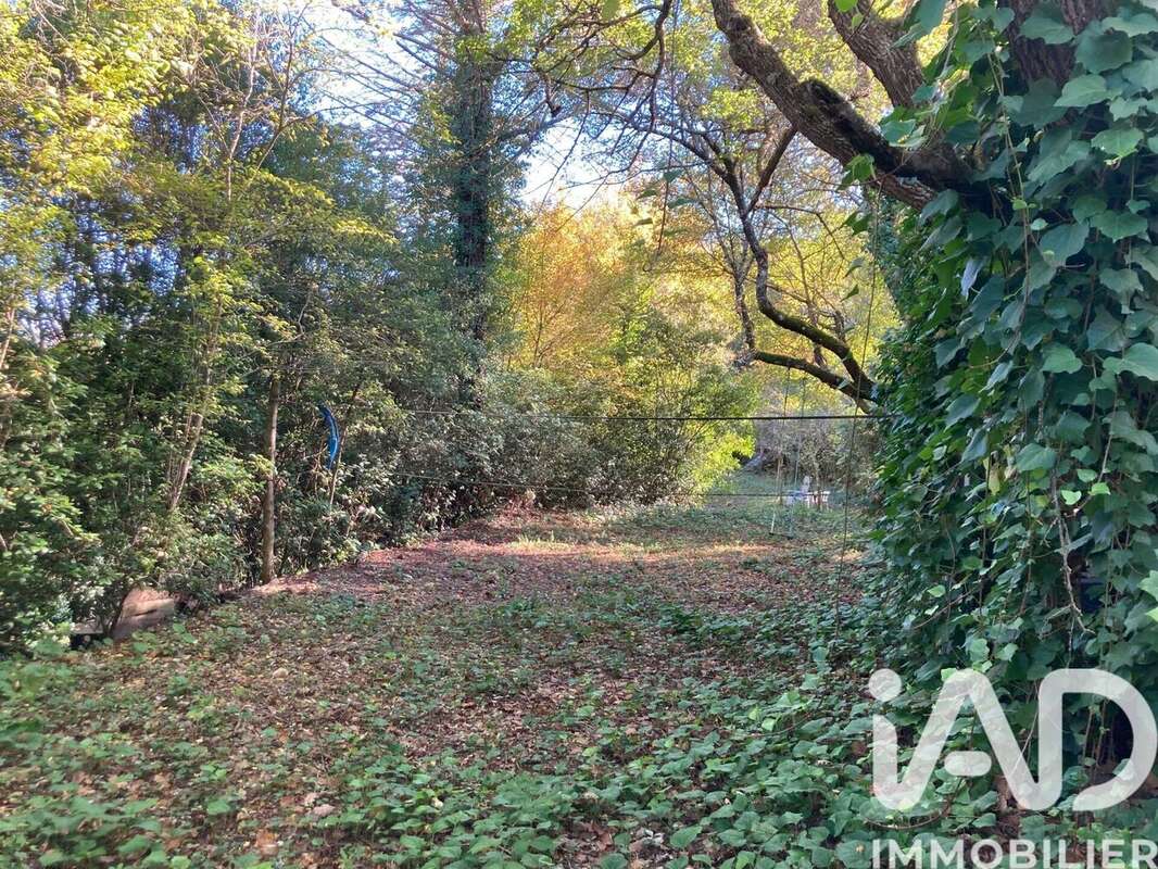 Photo 8 - Maison à TOURVES